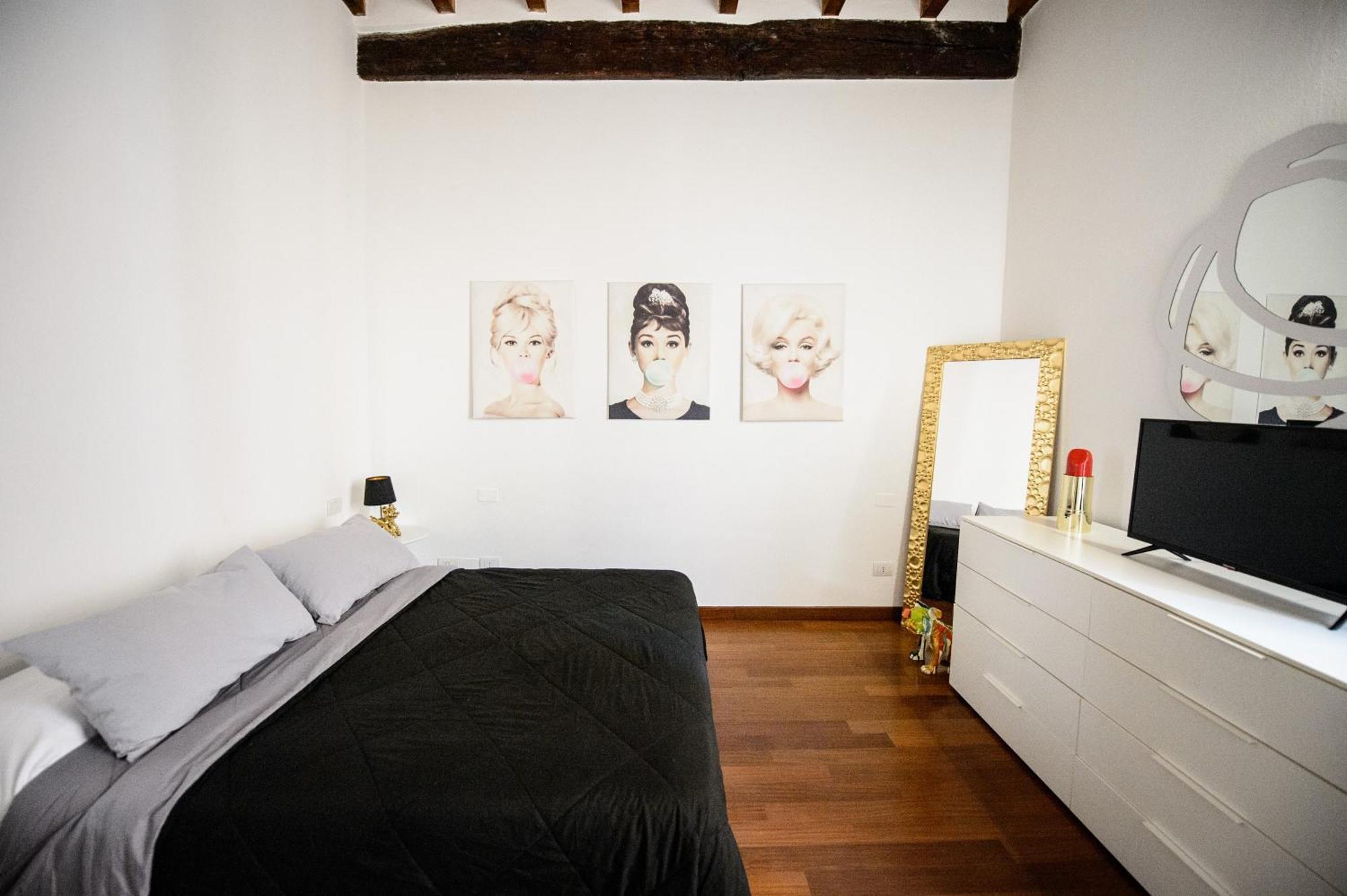 Pink House Tortellinosuite Apartment Modena